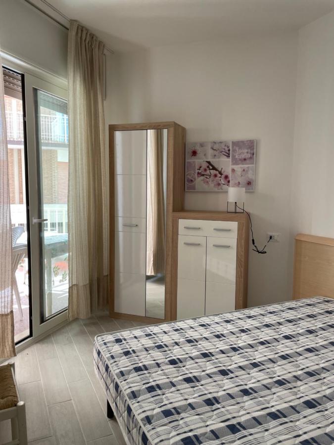 Residence Apollo - Walterigato Apartments Solo Per Famiglie Lido di Jesolo Ngoại thất bức ảnh