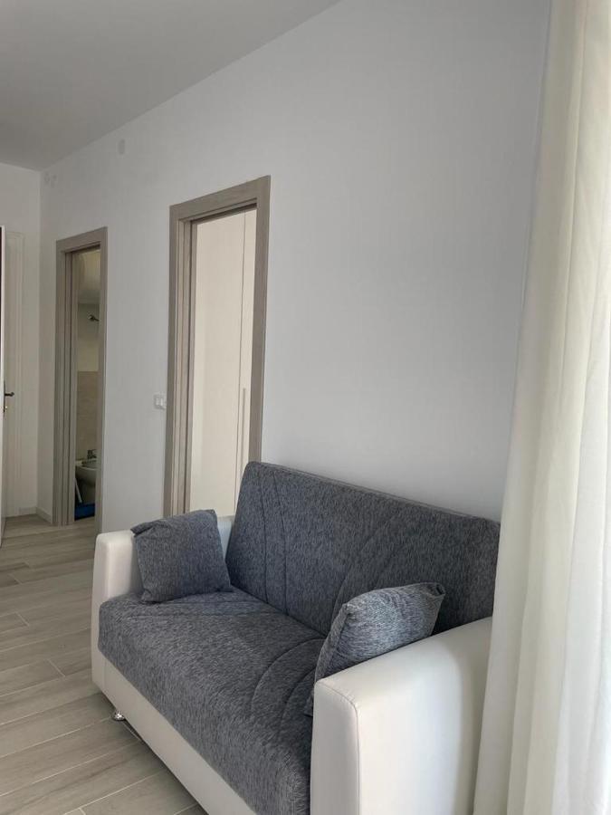Residence Apollo - Walterigato Apartments Solo Per Famiglie Lido di Jesolo Ngoại thất bức ảnh