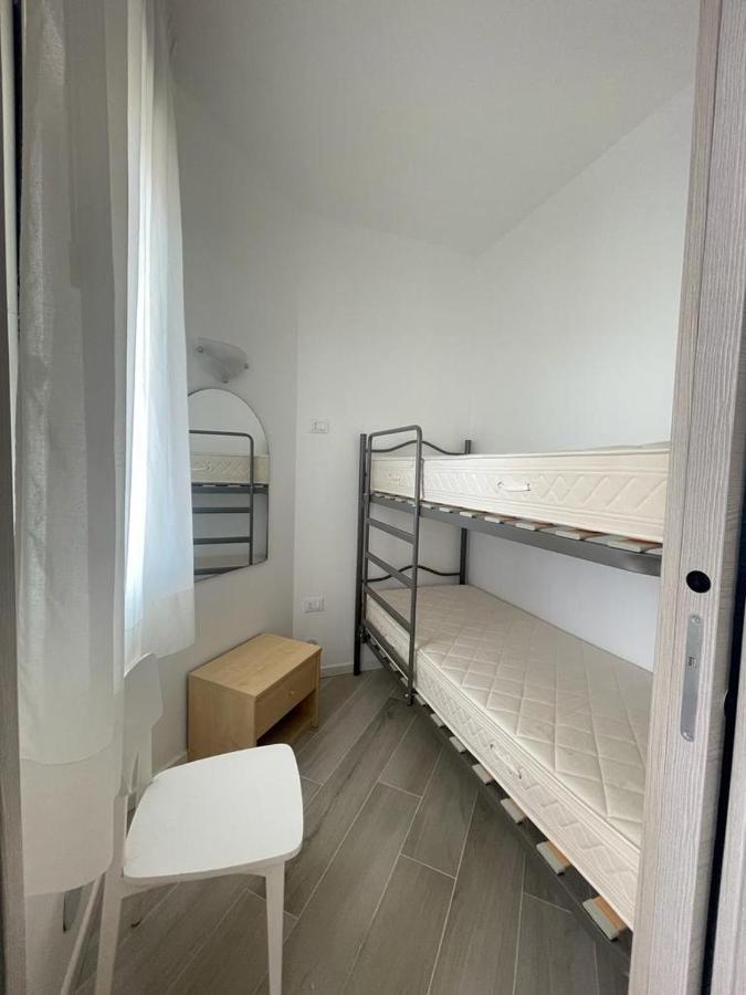 Residence Apollo - Walterigato Apartments Solo Per Famiglie Lido di Jesolo Ngoại thất bức ảnh