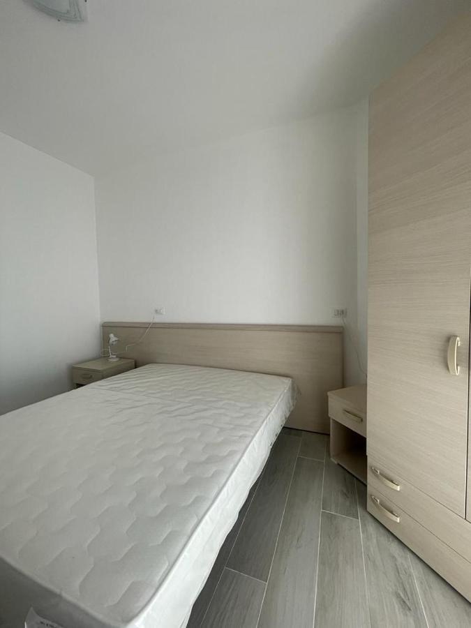 Residence Apollo - Walterigato Apartments Solo Per Famiglie Lido di Jesolo Ngoại thất bức ảnh