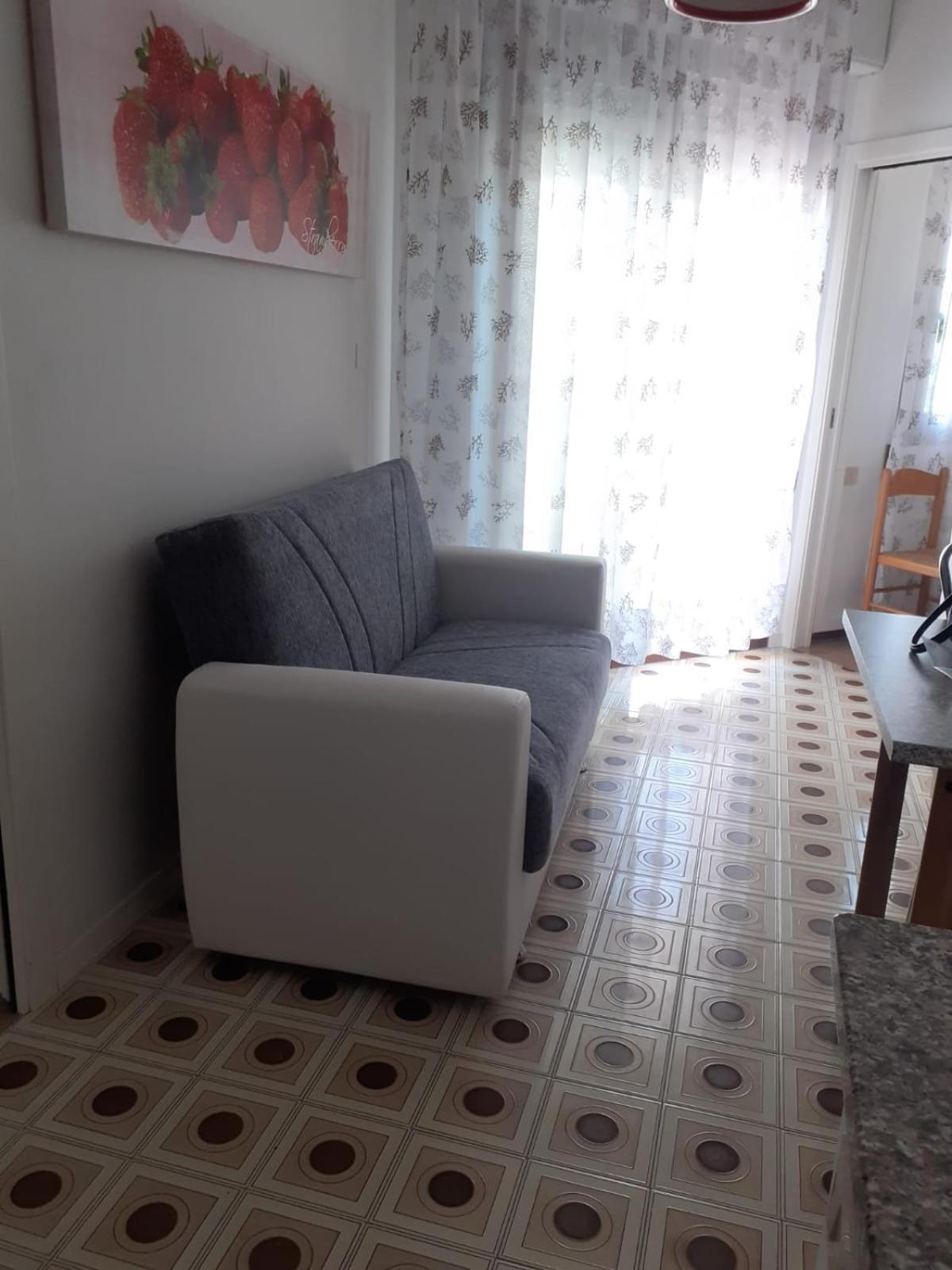 Residence Apollo - Walterigato Apartments Solo Per Famiglie Lido di Jesolo Ngoại thất bức ảnh