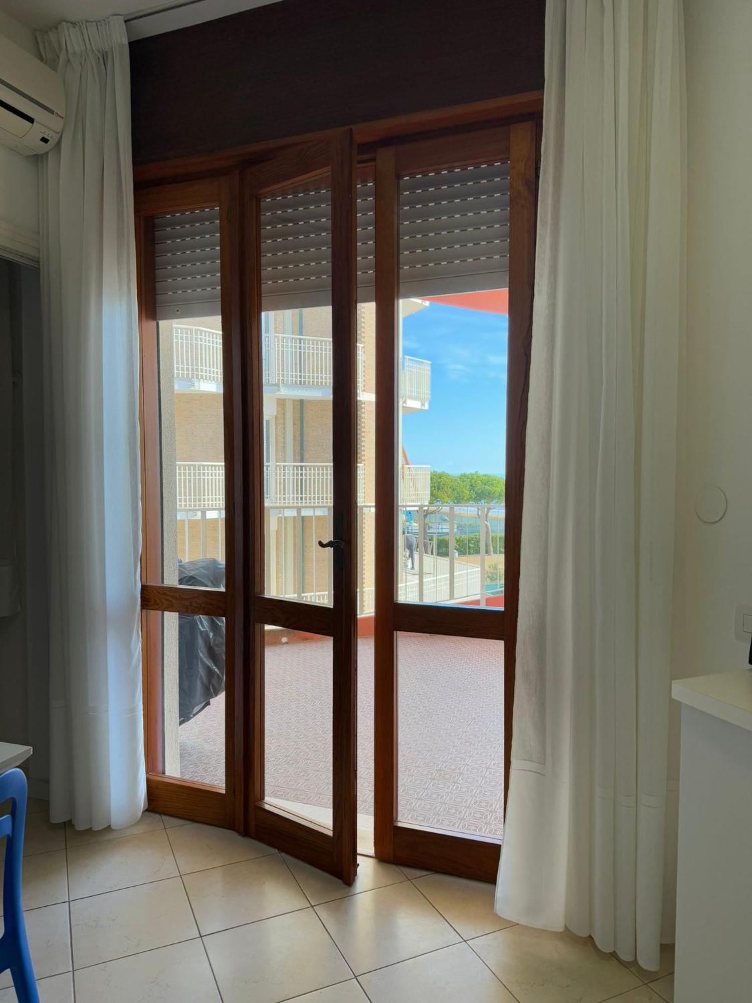 Residence Apollo - Walterigato Apartments Solo Per Famiglie Lido di Jesolo Ngoại thất bức ảnh